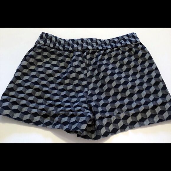 J. Crew 3" boardwalk pull-on geometric shorts, 0 - Picture 4 of 7